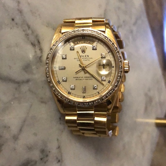 Rolex. Price not negotiable - Picture 2 of 5
